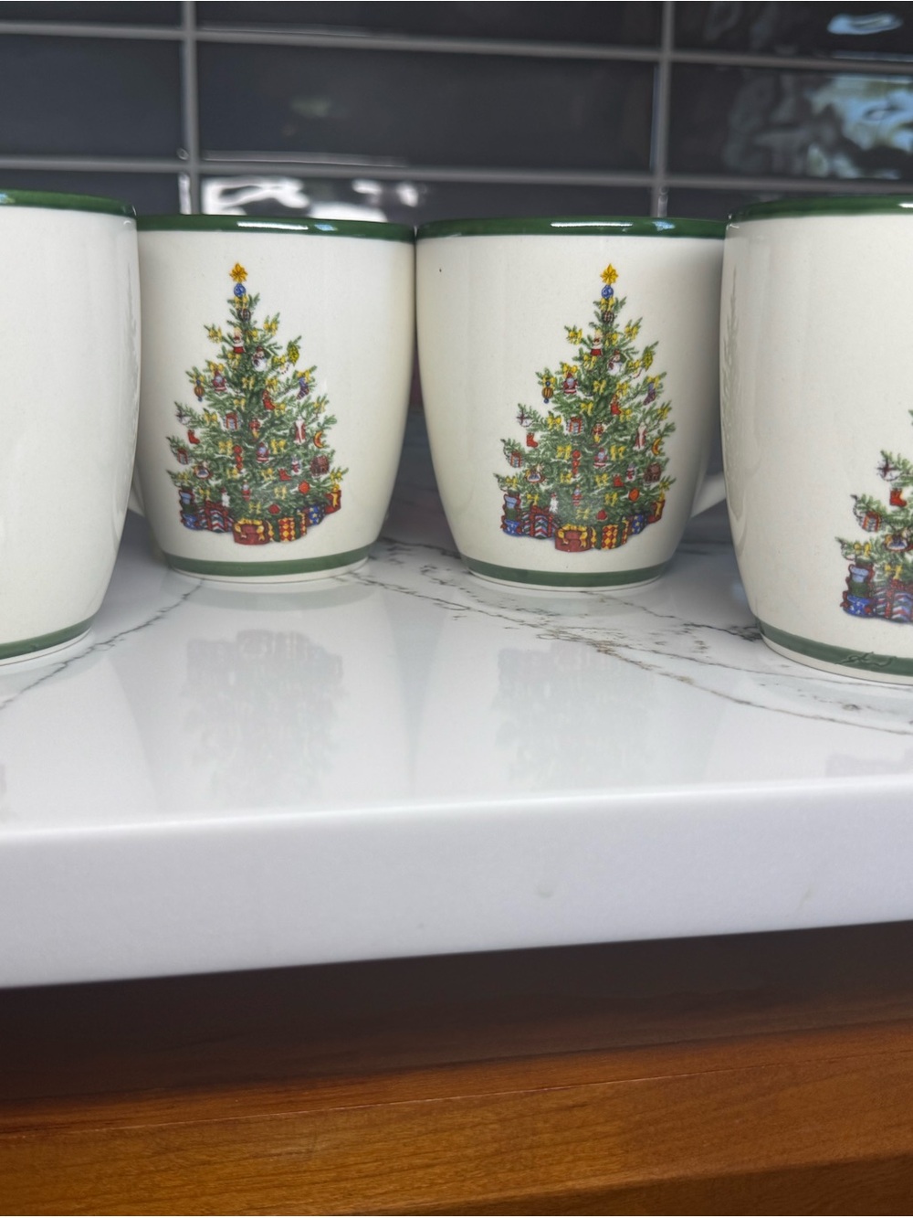 Festive Christmas Tree Ceramic Mug - Green Trim